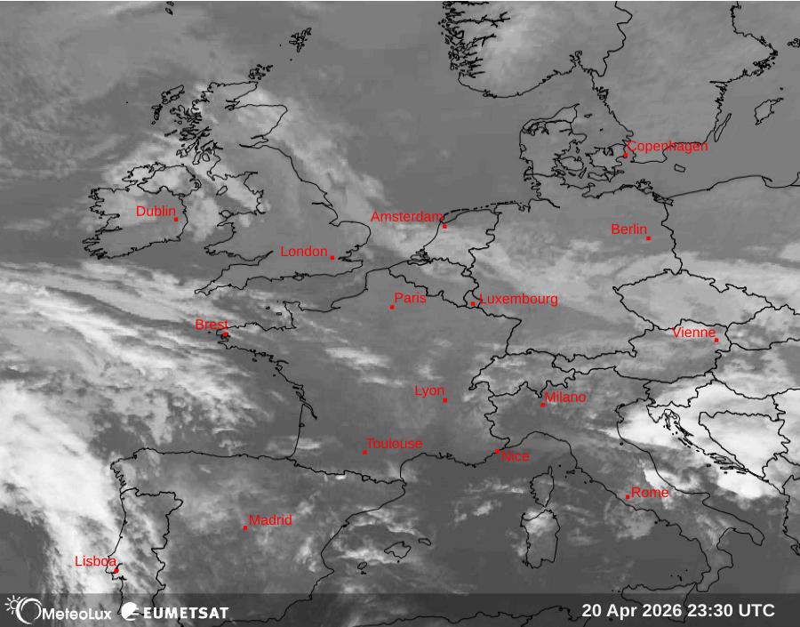 Wiedergabe von Satellitenbildern im Infrarotbereich