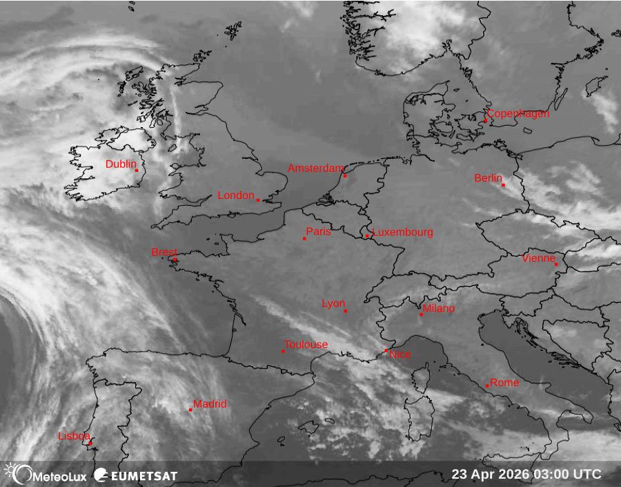 Wiedergabe von Satellitenbildern im Infrarotbereich