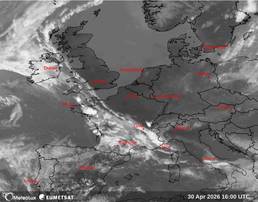 Wiedergabe von Satellitenbildern im Infrarotbereich