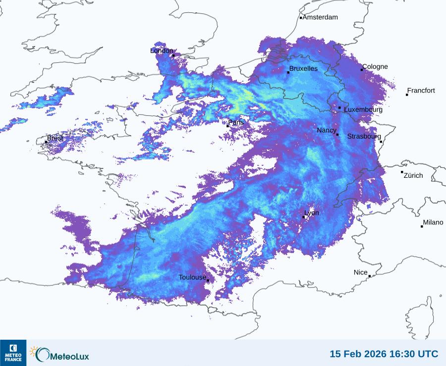 Wiedergabe von visuellen Satellitenbildern