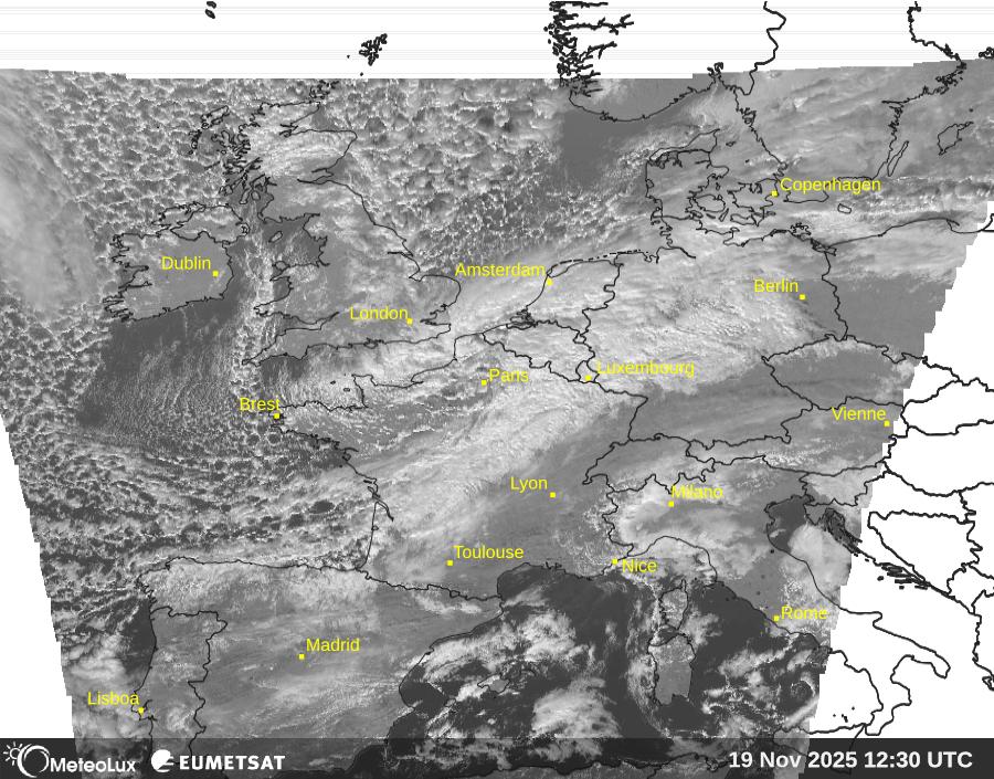 Wiedergabe von visuellen Satellitenbildern