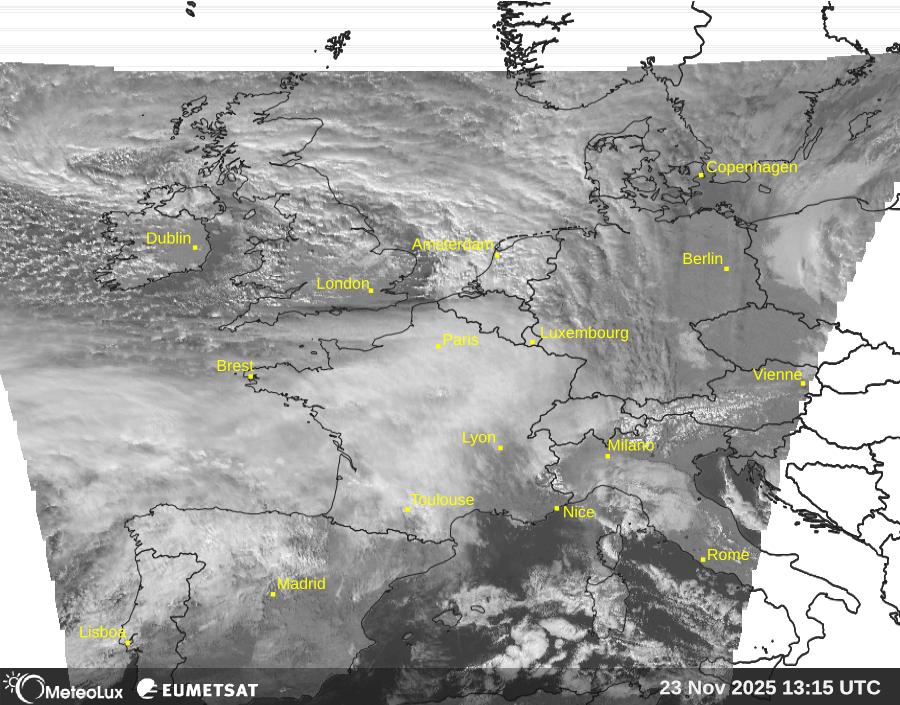 Wiedergabe von visuellen Satellitenbildern
