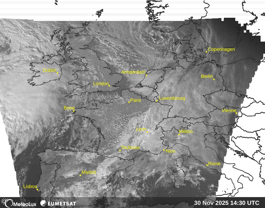 Wiedergabe von visuellen Satellitenbildern