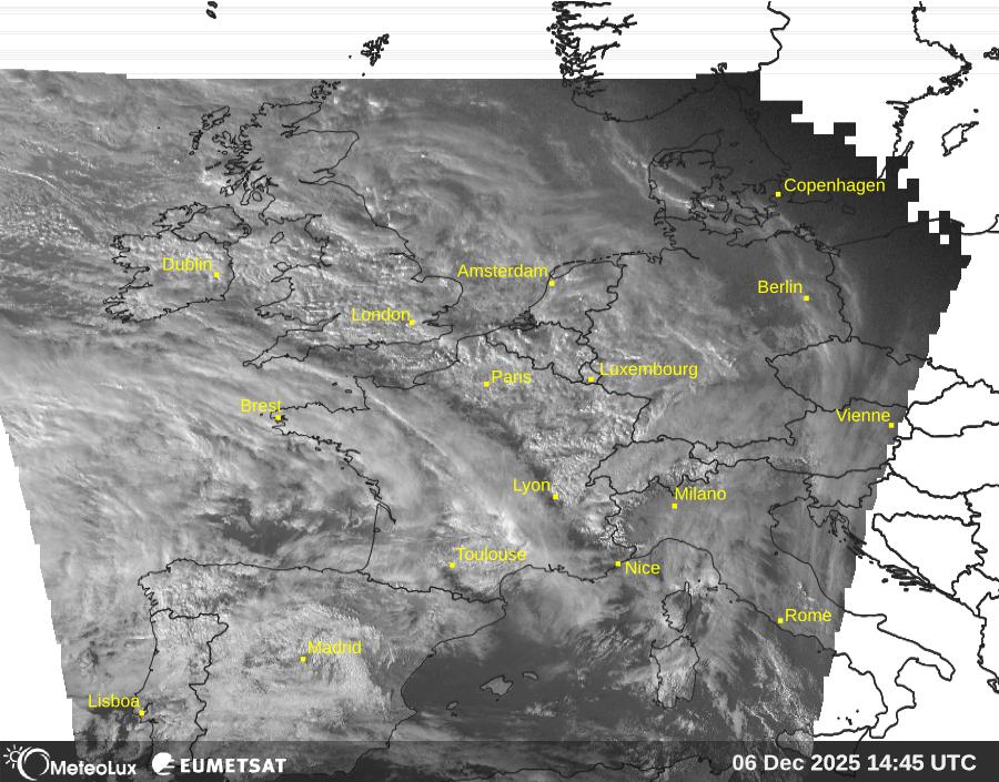 Wiedergabe von visuellen Satellitenbildern