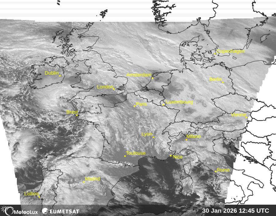 Wiedergabe von visuellen Satellitenbildern