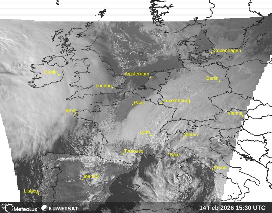 Wiedergabe von visuellen Satellitenbildern