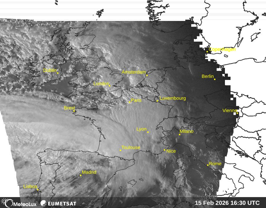 Wiedergabe von visuellen Satellitenbildern