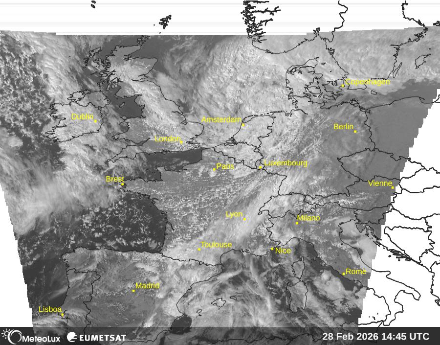 Wiedergabe von visuellen Satellitenbildern