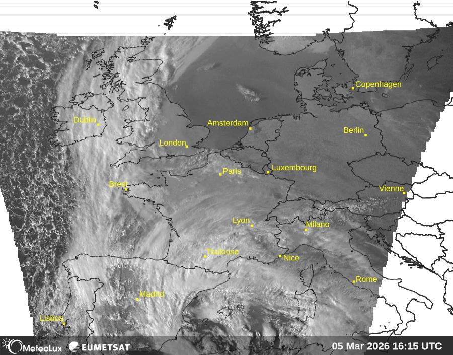Wiedergabe von visuellen Satellitenbildern