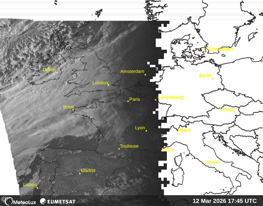 Wiedergabe von visuellen Satellitenbildern