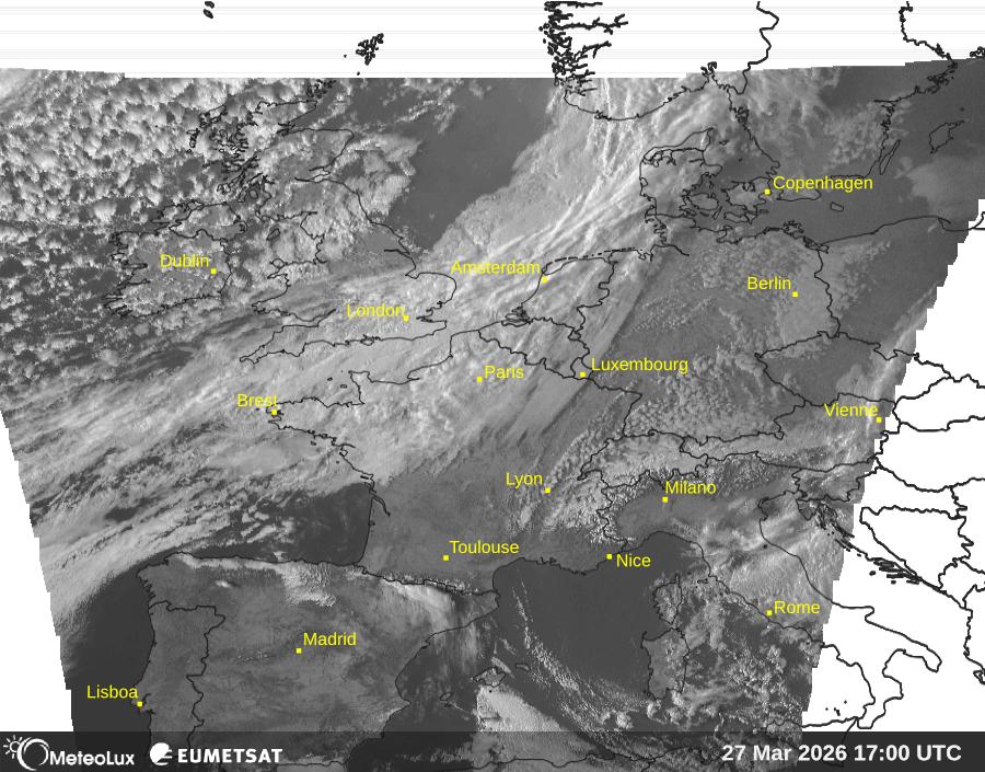 Wiedergabe von visuellen Satellitenbildern