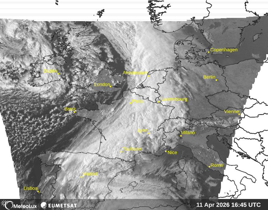 Wiedergabe von visuellen Satellitenbildern