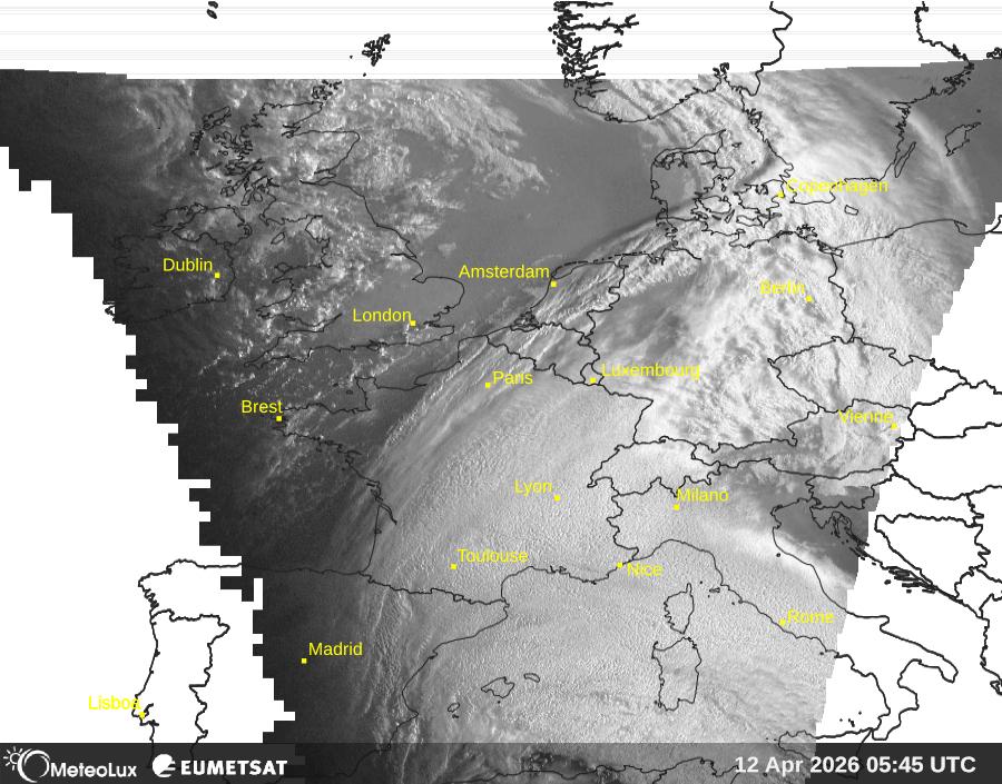 Wiedergabe von visuellen Satellitenbildern