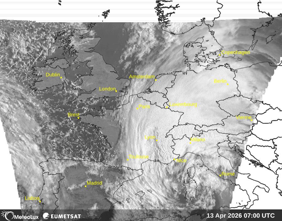 Wiedergabe von visuellen Satellitenbildern