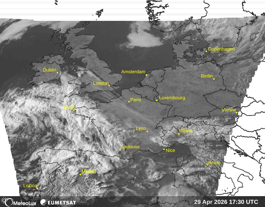 Wiedergabe von visuellen Satellitenbildern