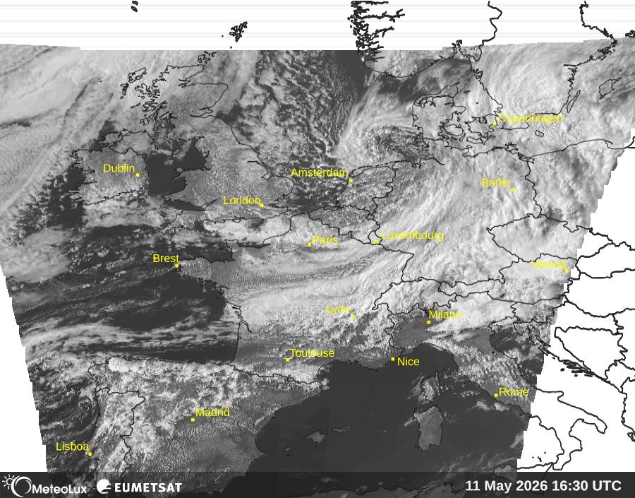Wiedergabe von visuellen Satellitenbildern
